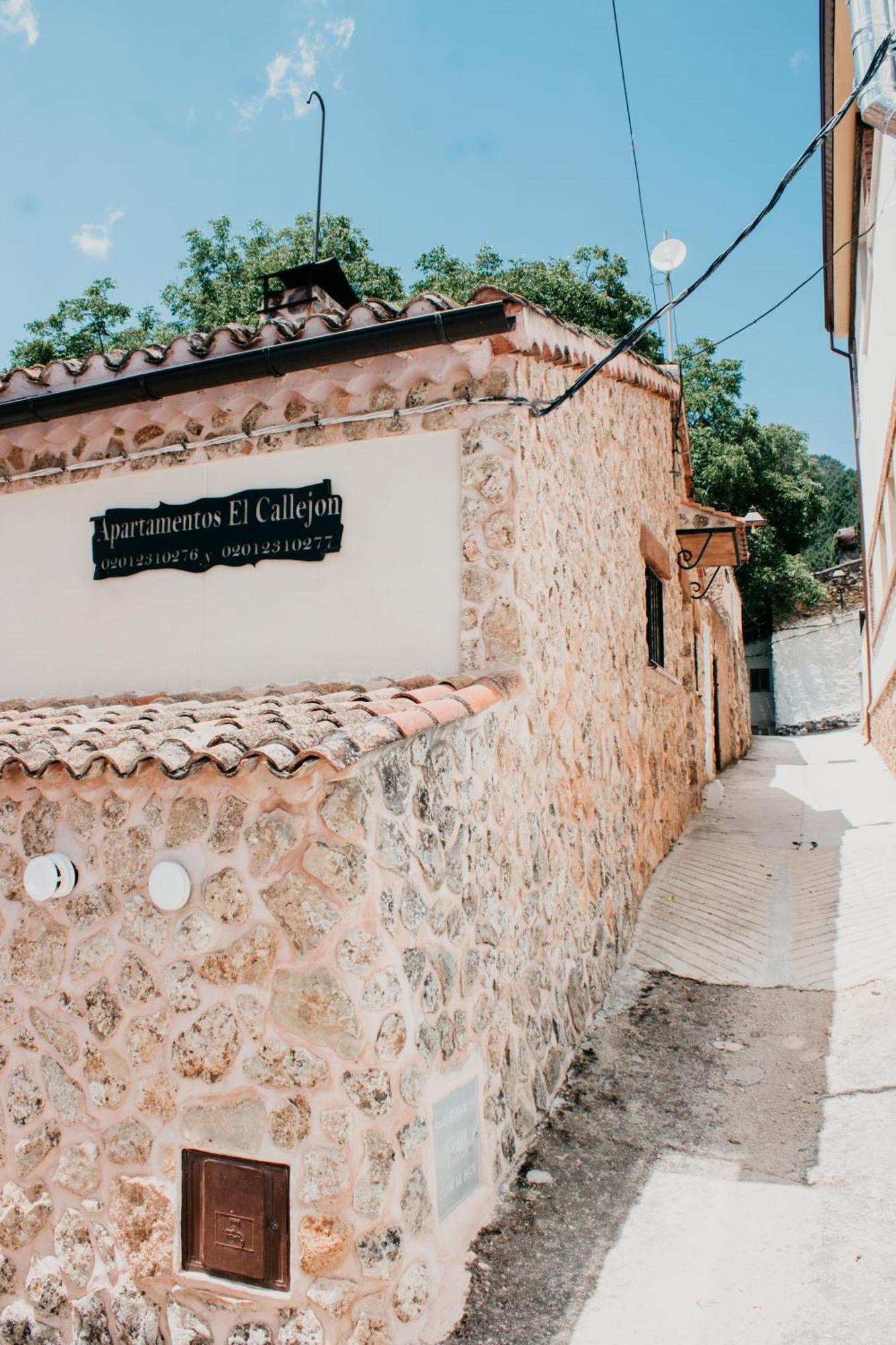 Apartamentos El Callejon Riopar Bagian luar foto