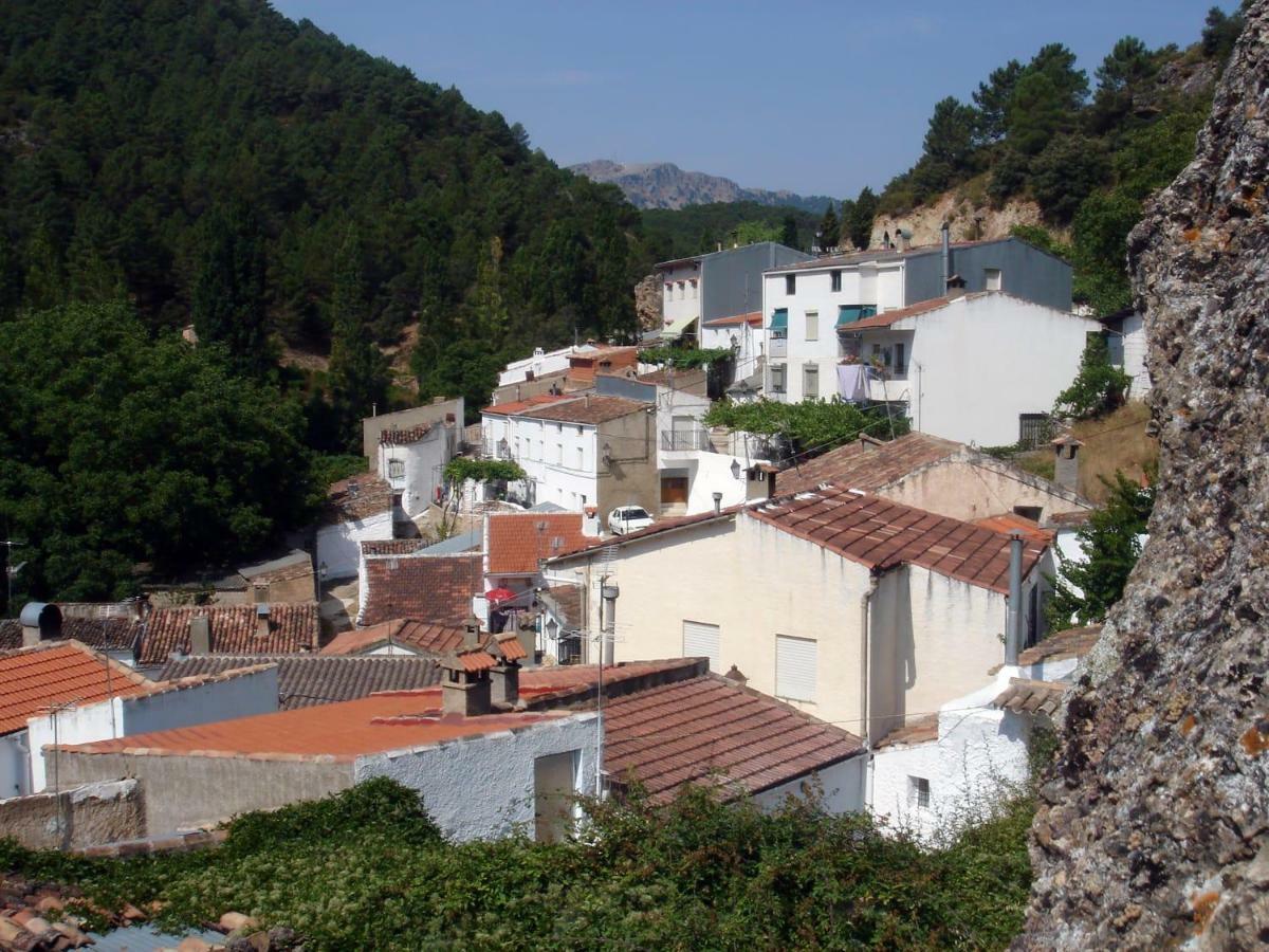 Apartamentos El Callejon Riopar Bagian luar foto